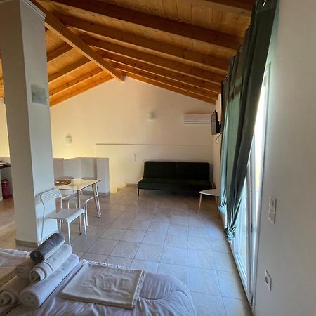Mythos Apts Rentit Agios Stefanos Avliotes  Zewnętrze zdjęcie